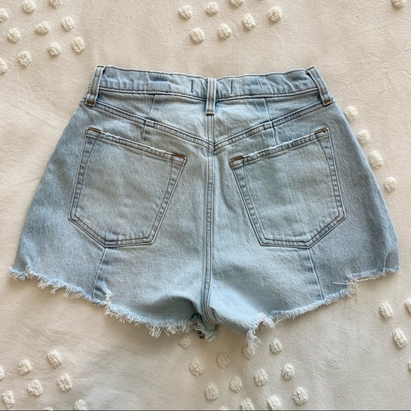 Abercrombie + Fitch Curve Love Cutoff High Rise Denim Shorts - Picture 2 of 3